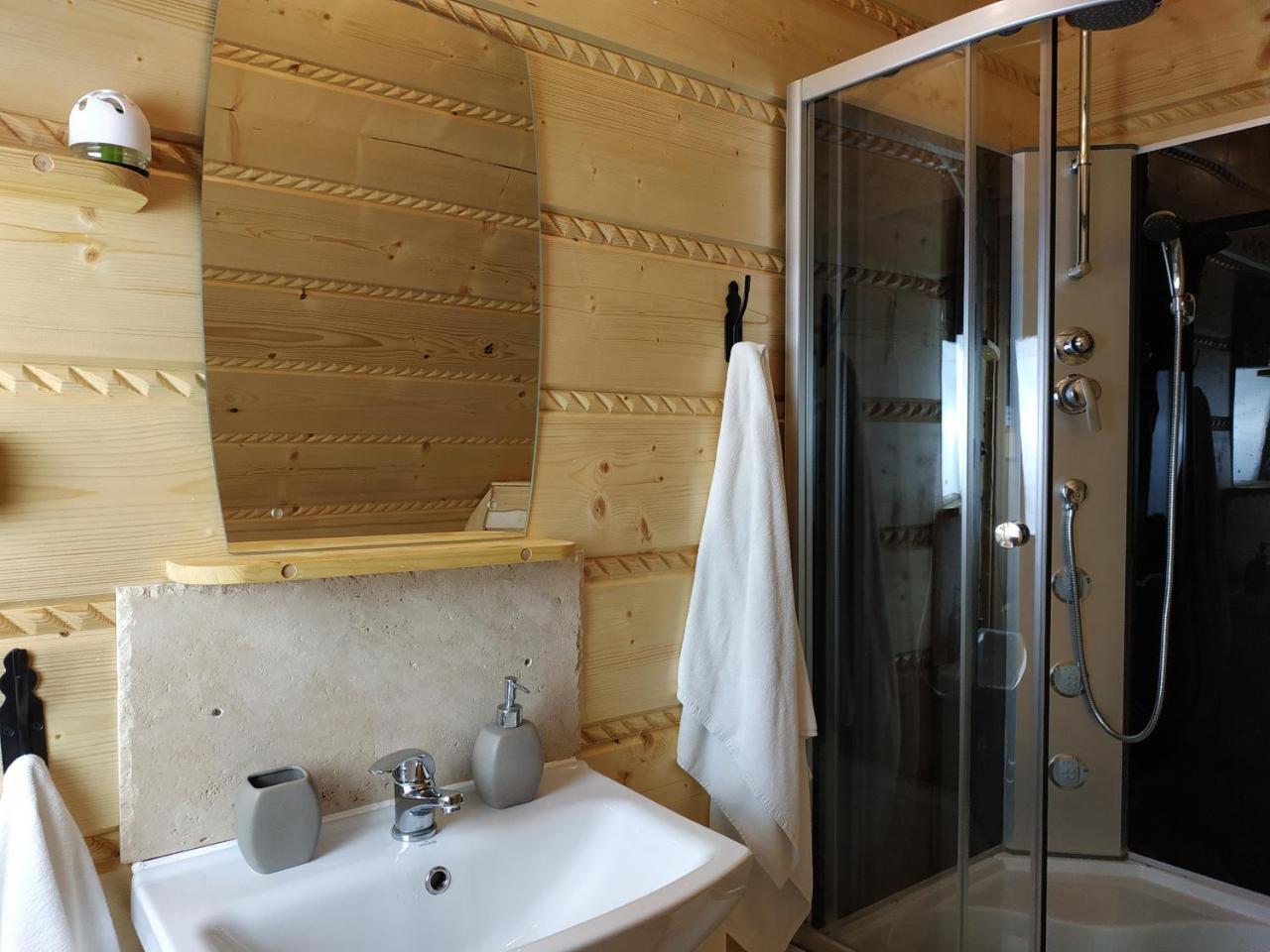 Bukowianska Ostoja - Sauna, Jacuzzi I Balia W Ofercie ブコビナ・タトシャンスカ エクステリア 写真